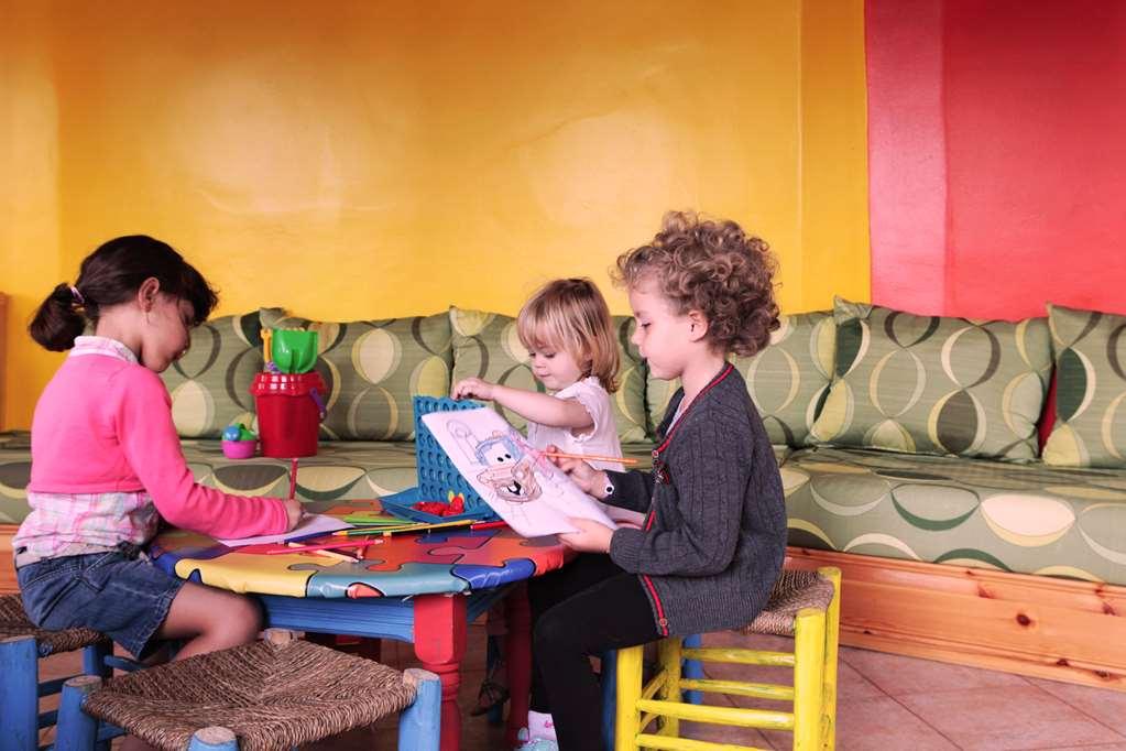 Tui Suneo Kenzi Europa Агадир Съоръжения снимка Children at a nursery school