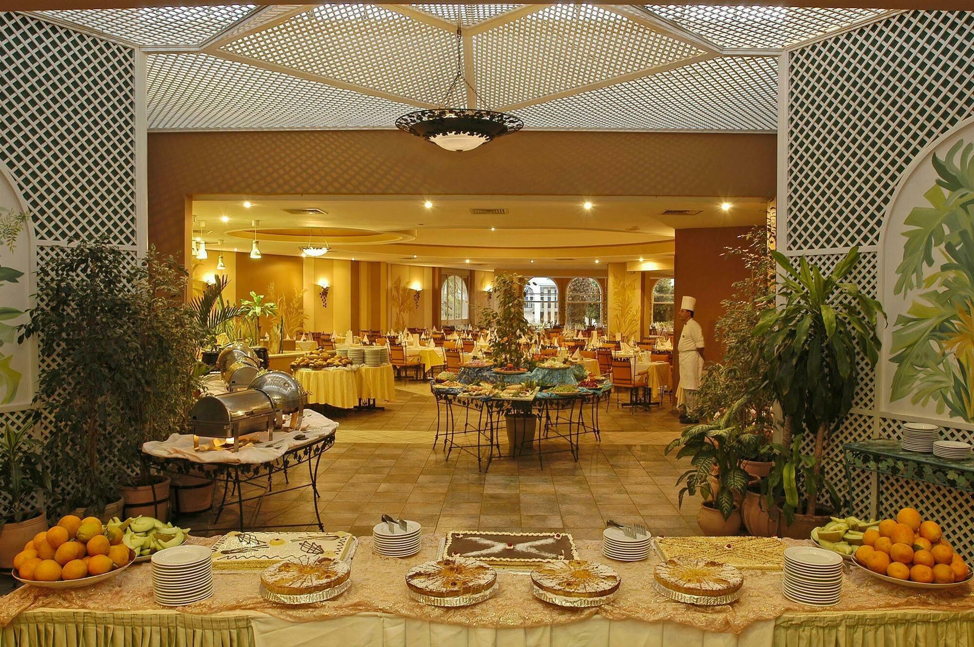 Tui Suneo Kenzi Europa Агадир Екстериор снимка The restaurant at the hotel